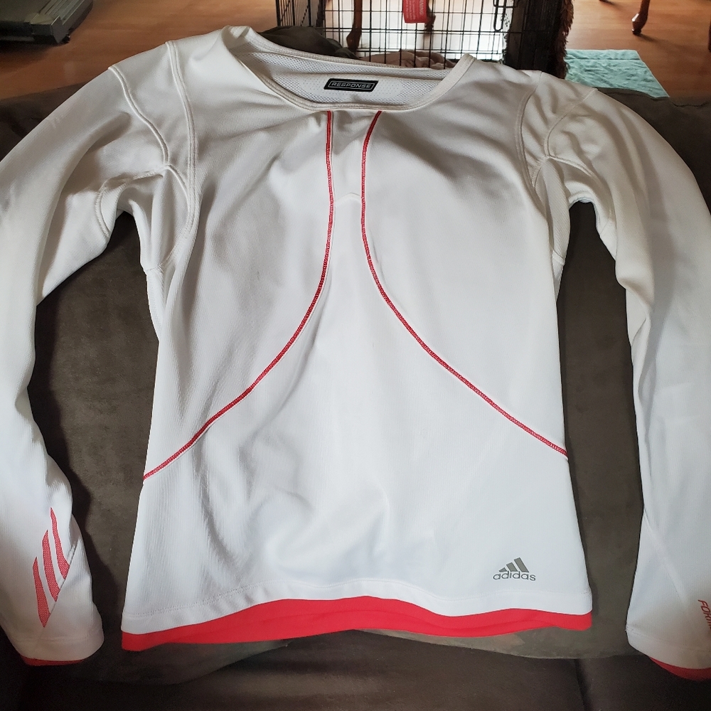 ADIDAS Long sleeve top for tennis in a size small
